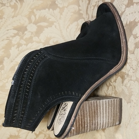 Vince Camuto women's black suede leather open toe Heels, Sandals ,size 7.5 - Picture 2 of 10